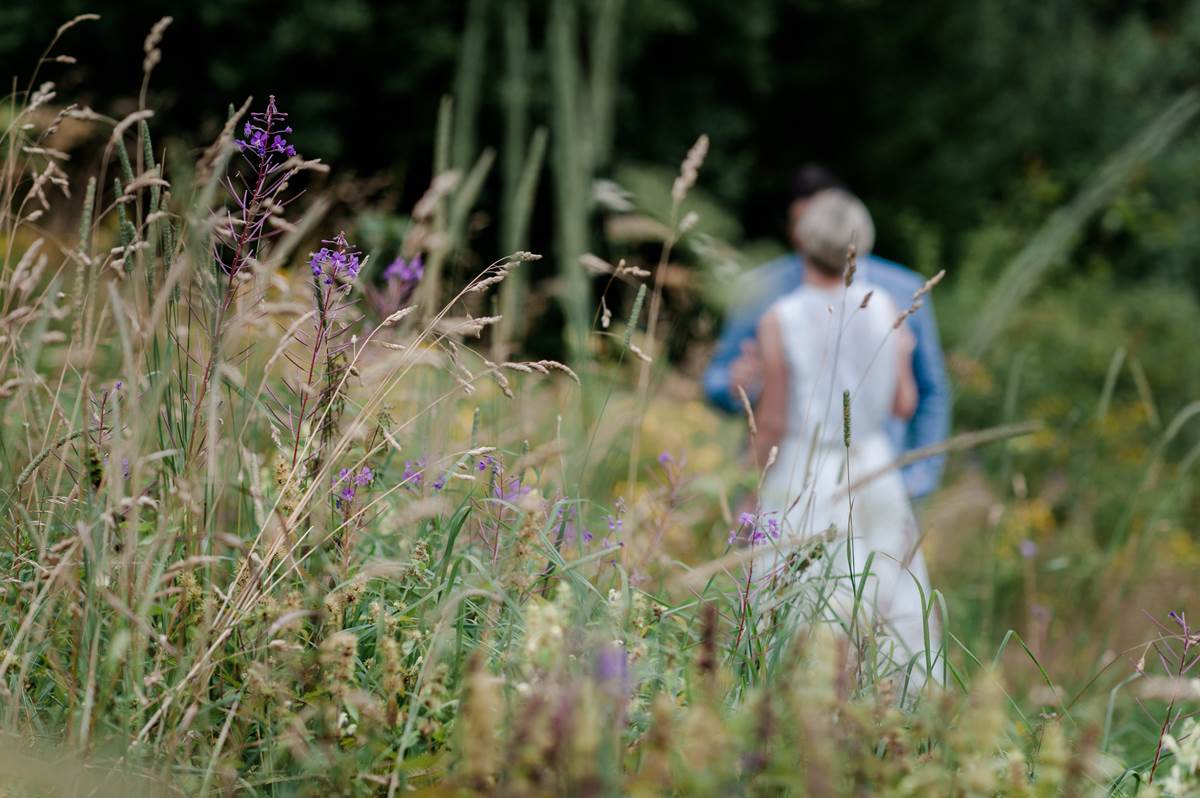 Kleine Hochzeit: ein Brautpaar berichtet